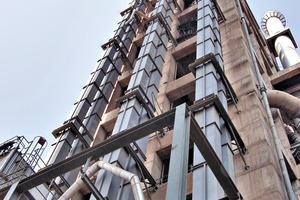 5 View of a Aumund belt bucket elevators in Vietnam