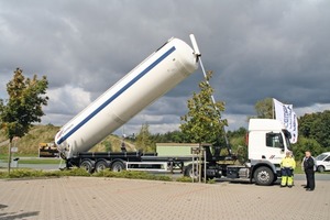 4 A semi dump truck with correct safety standards was also presented
