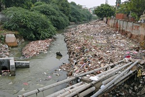 In India, the awareness of the “public space” – outside the own four walls – is still evolving in urban areas and a large amount of filth and waste is dumped without thinking