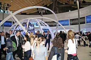 1 The Digitalization Forum of Siemens was generally crowded
