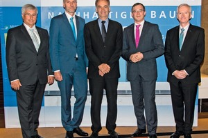 2 The hosts and speakers at Deutsche Bauchemie’s annual conference (from right): Johann J. Köster (Chairman of the Board of Management), Prof. Dr. Andreas Rödder, Dr. Berend Diekmann, Torsten Voß and Norbert Schröter (General Manager)