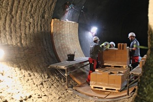 3 An ideal chance for us to catch a glance over the workers shoulder to see, how refractory lining is replaced during a kiln stoppage