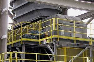 13 Silo with rectangular discharge