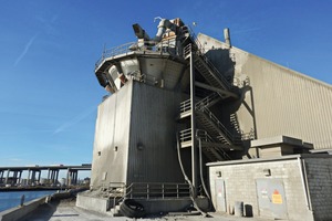 2 River barges dock several times a day to drop off raw materials