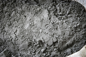Cement additives can be used to influence milling and chemical activation of the cement constituents