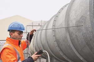 Pressure measurement using a Pitot-tube in front of a fan