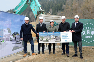 2 State Councillor Sebastian Schuschnig, Lutz Weber (Alpacem Managing Director), Gabriele Dörflinger (Mayor of Klein St. Paul), State Councillor Martin Gruber and Bernhard Auer (Alpacem Managing Director)